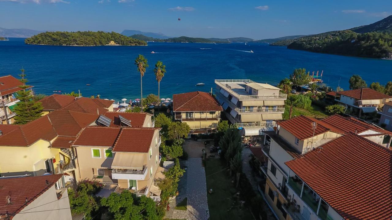 Elati Beach Aparthotel นีดรี ภายนอก รูปภาพ